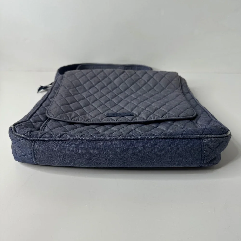 Vera Bradley Essential Mailbag Crossbody Moonlight Navy Denim Quilted Floral '19